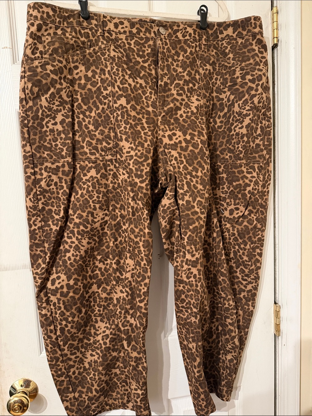 Leopard Print Ankle Jeans - Brown Cropped Women’s Jeans